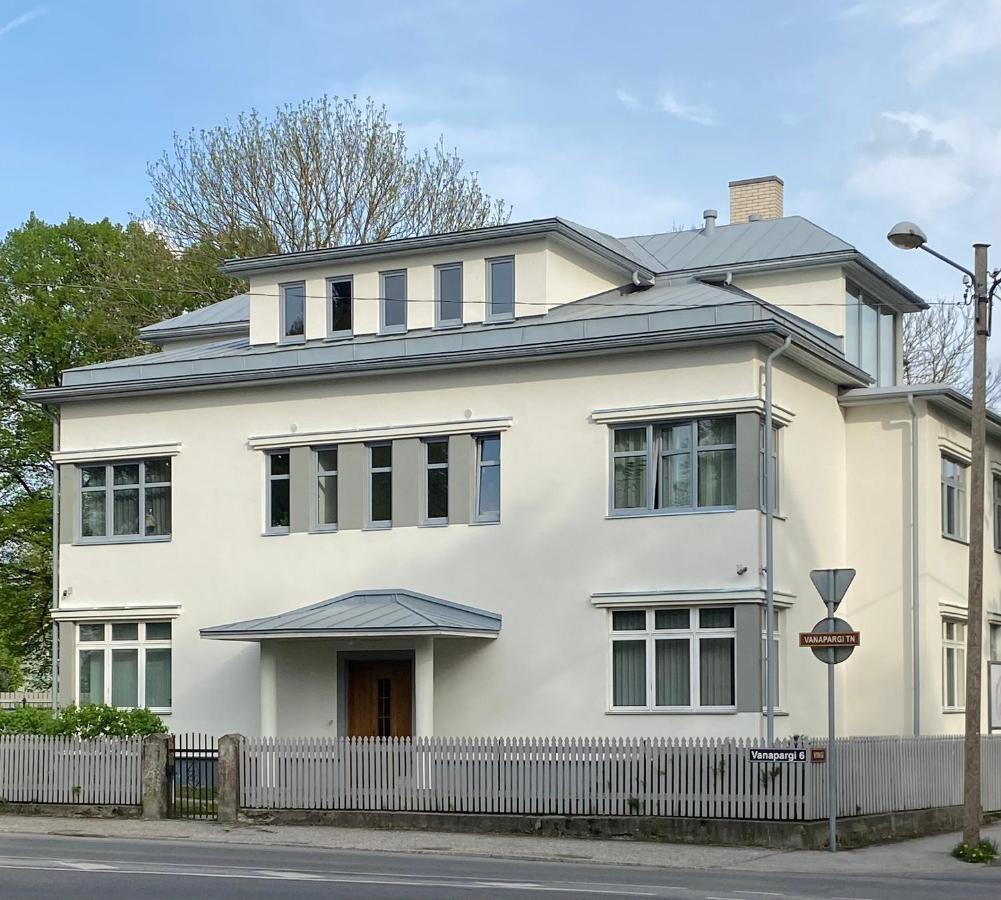 Vanapargi Apartments Pärnu Exteriör bild