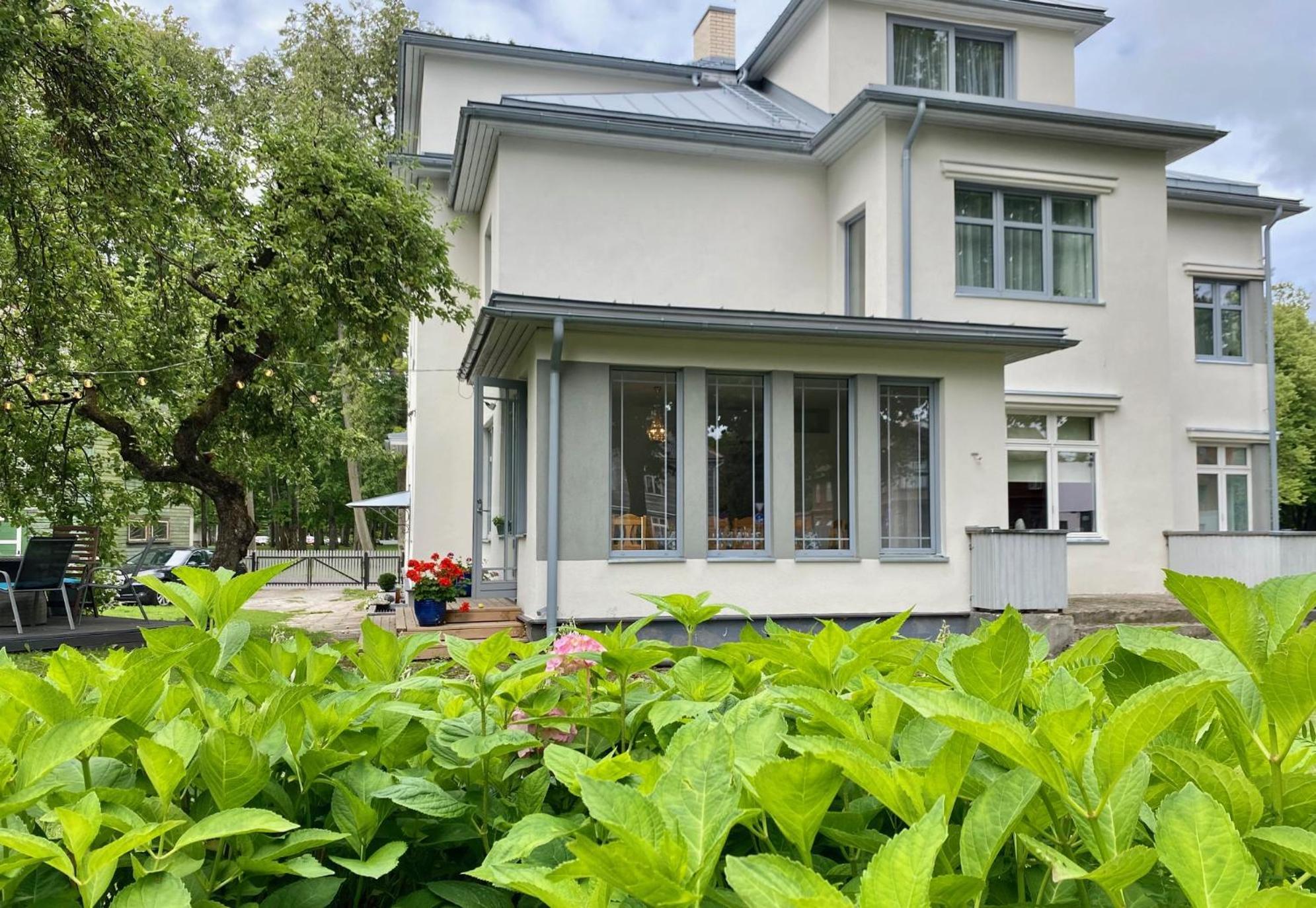Vanapargi Apartments Pärnu Exteriör bild